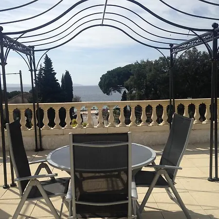 La Du Cap 3* Ле-Лаванду