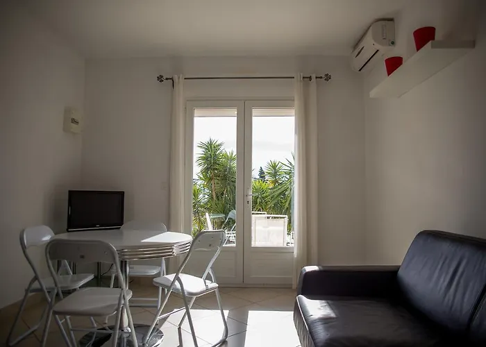 La Du Cap Aparthotel 3*